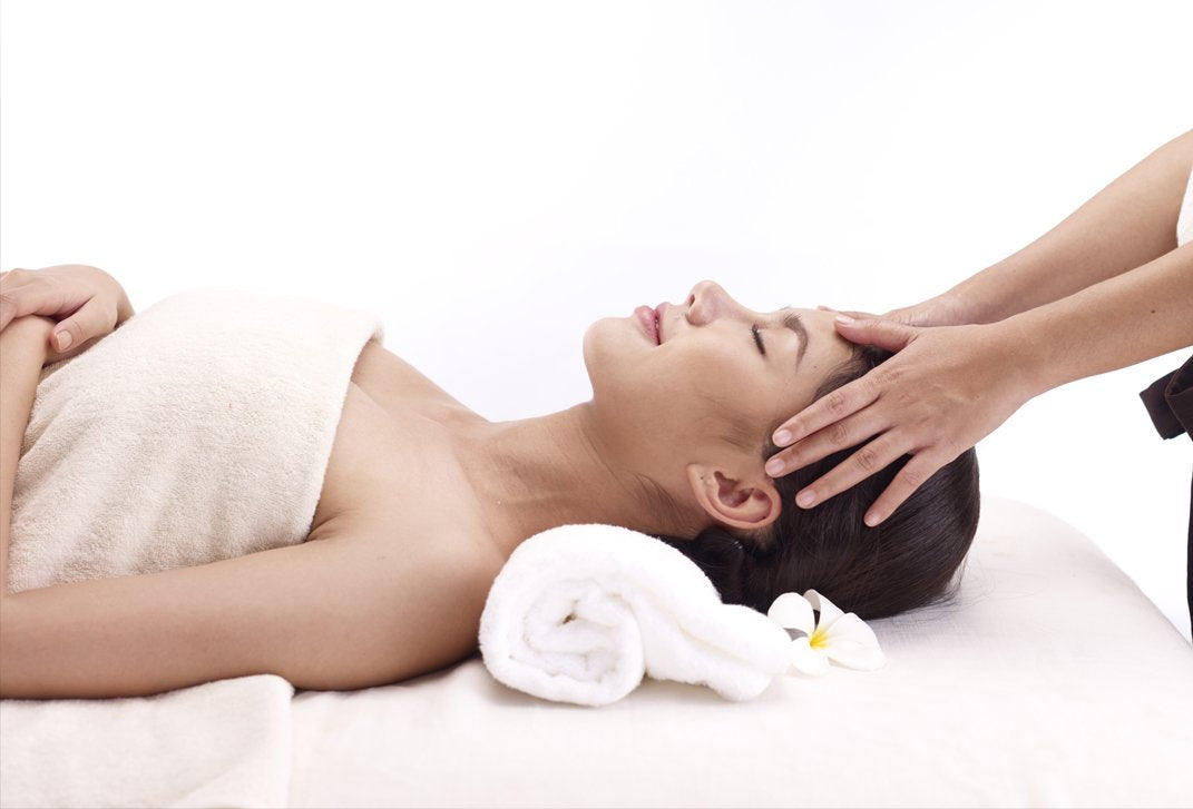 A Beginnerโs Guide to Aromatherapy Massage
