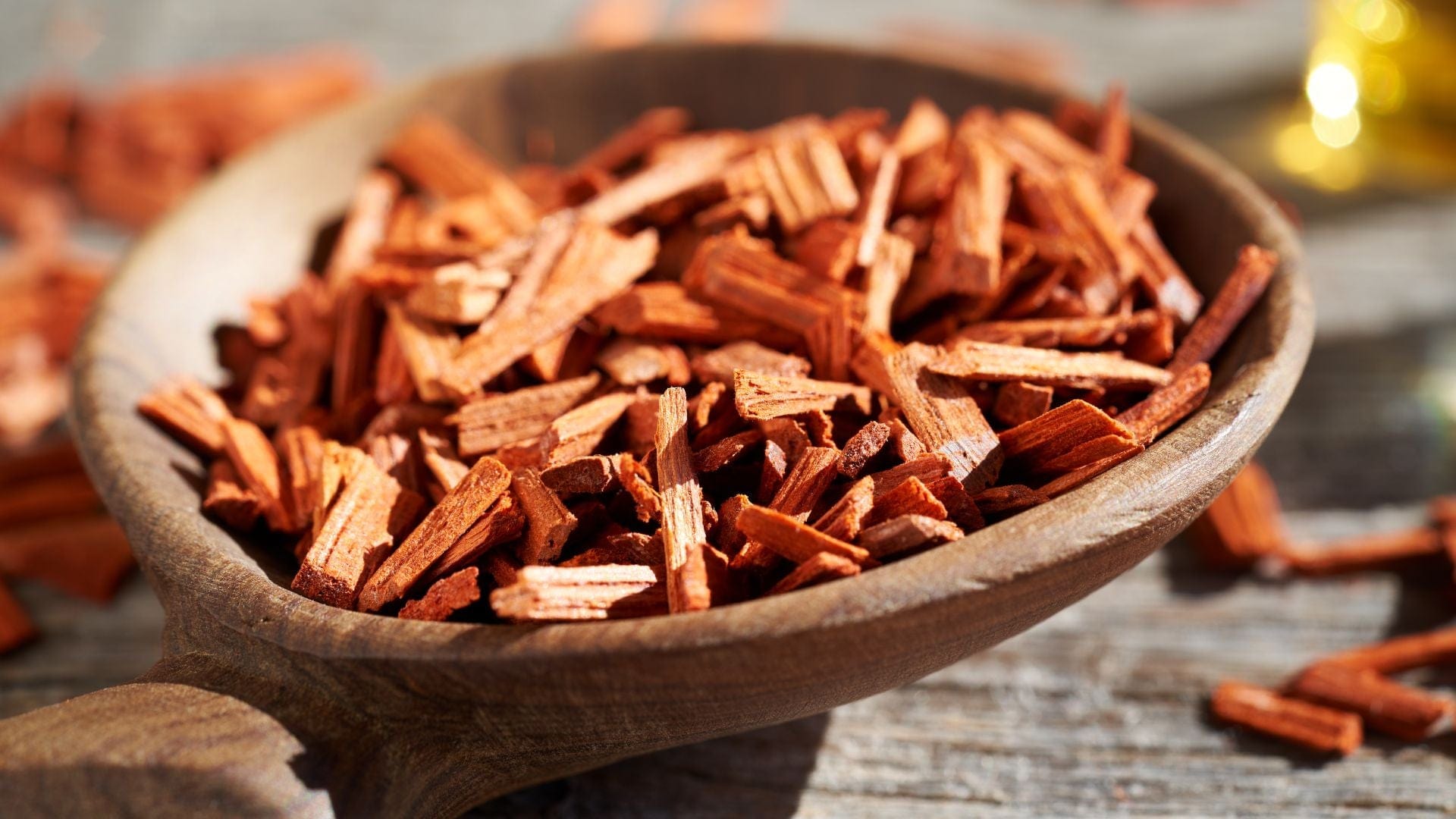 Sandalwood Benefits & Uses